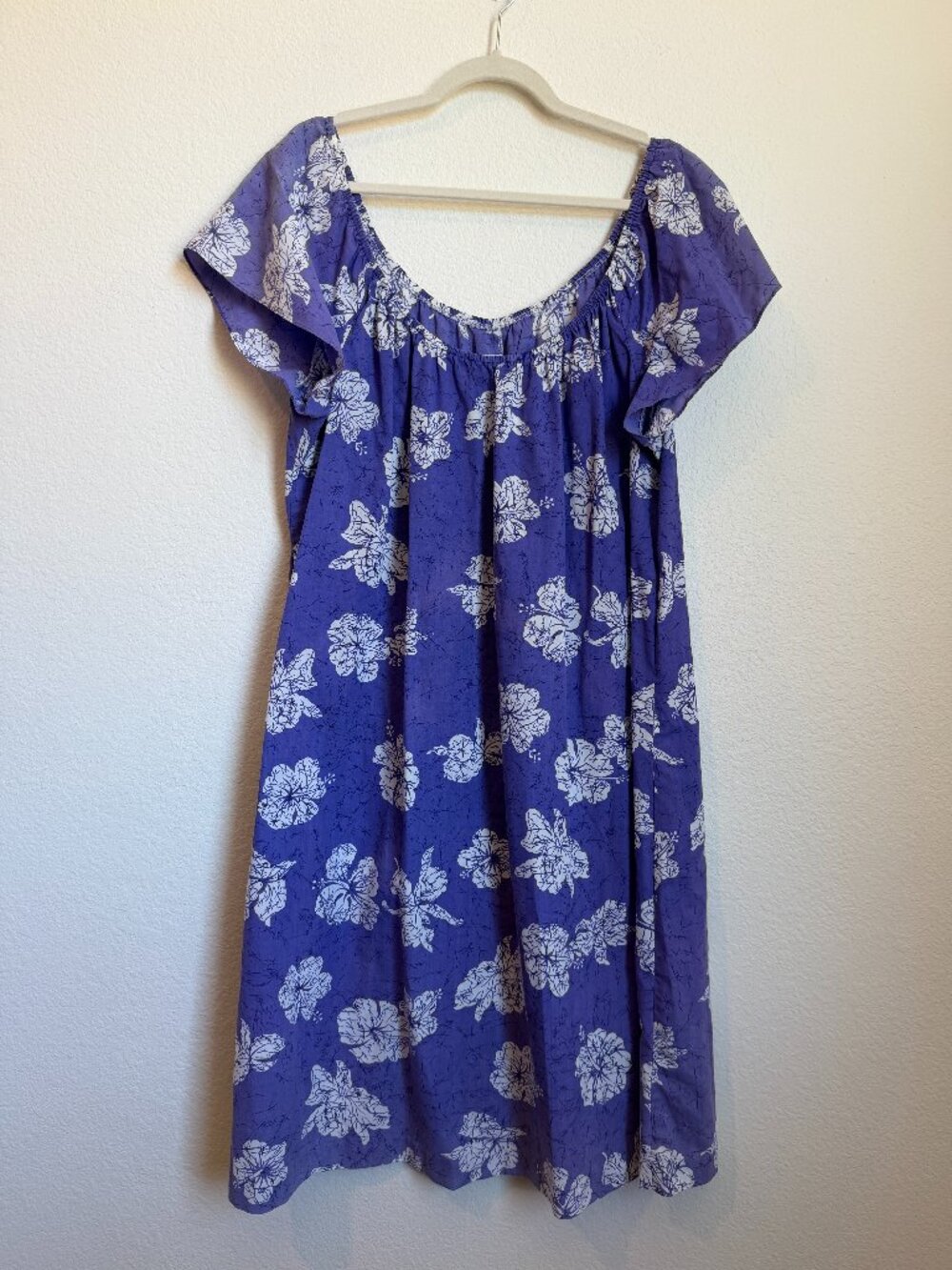 Vintage Hilo Hattie Purple Hawaiian House Dress Muumuu Floral Lounge XL Worn Sof
